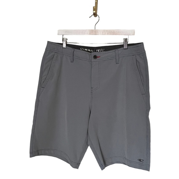 O'Neill Other - O'Neill Hybrid Gray Flat Front Shorts 2 Zippered
Pockets Men's Size 36